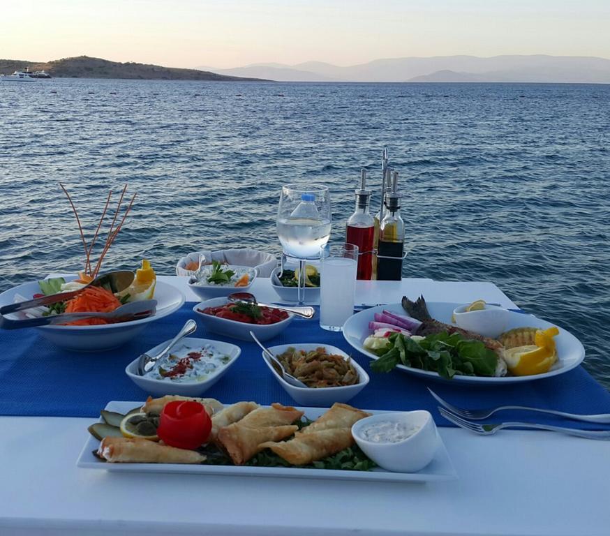Fiko Hotel Göltürkbükü Buitenkant foto