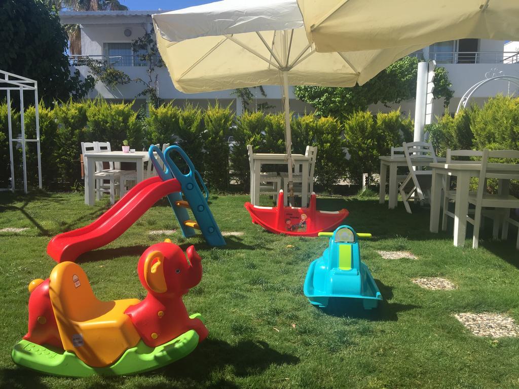 Fiko Hotel Göltürkbükü Buitenkant foto